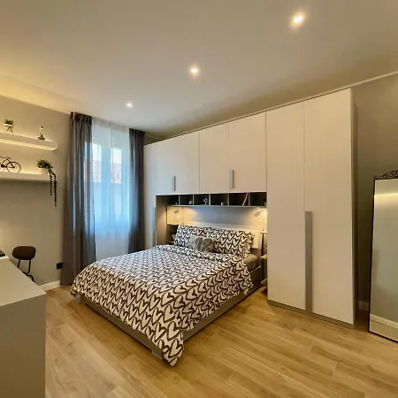 Luxury Downtown - Mf Appartement Milaan